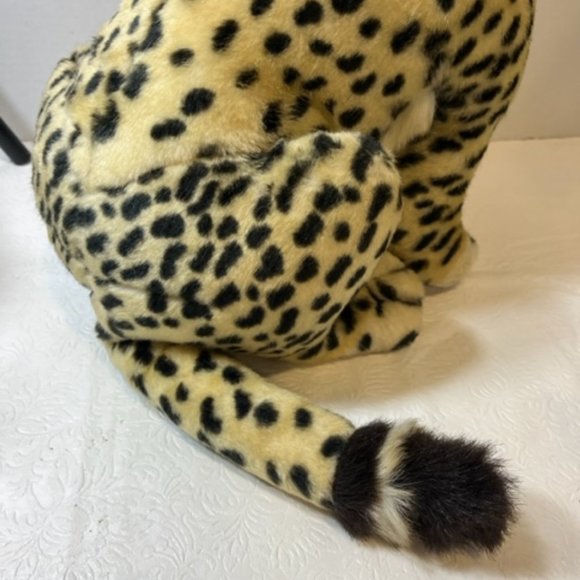 VTG 17" Sitting Chetah Stuffed Animal Applause by Avanti Italy 1983 - Picture 5 of 12